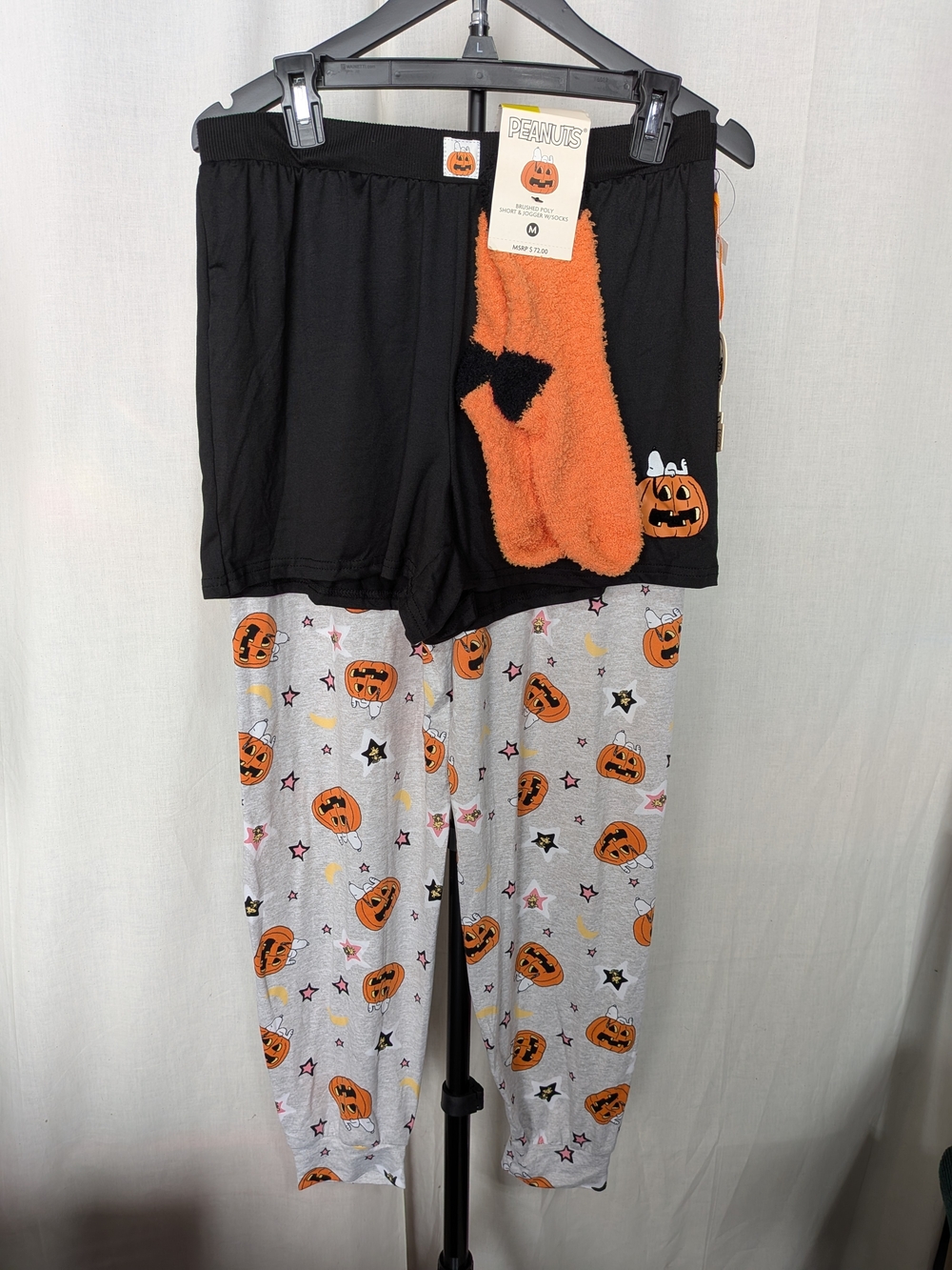 Peanuts Halloween Pajama Set in Black, Orange & Gray